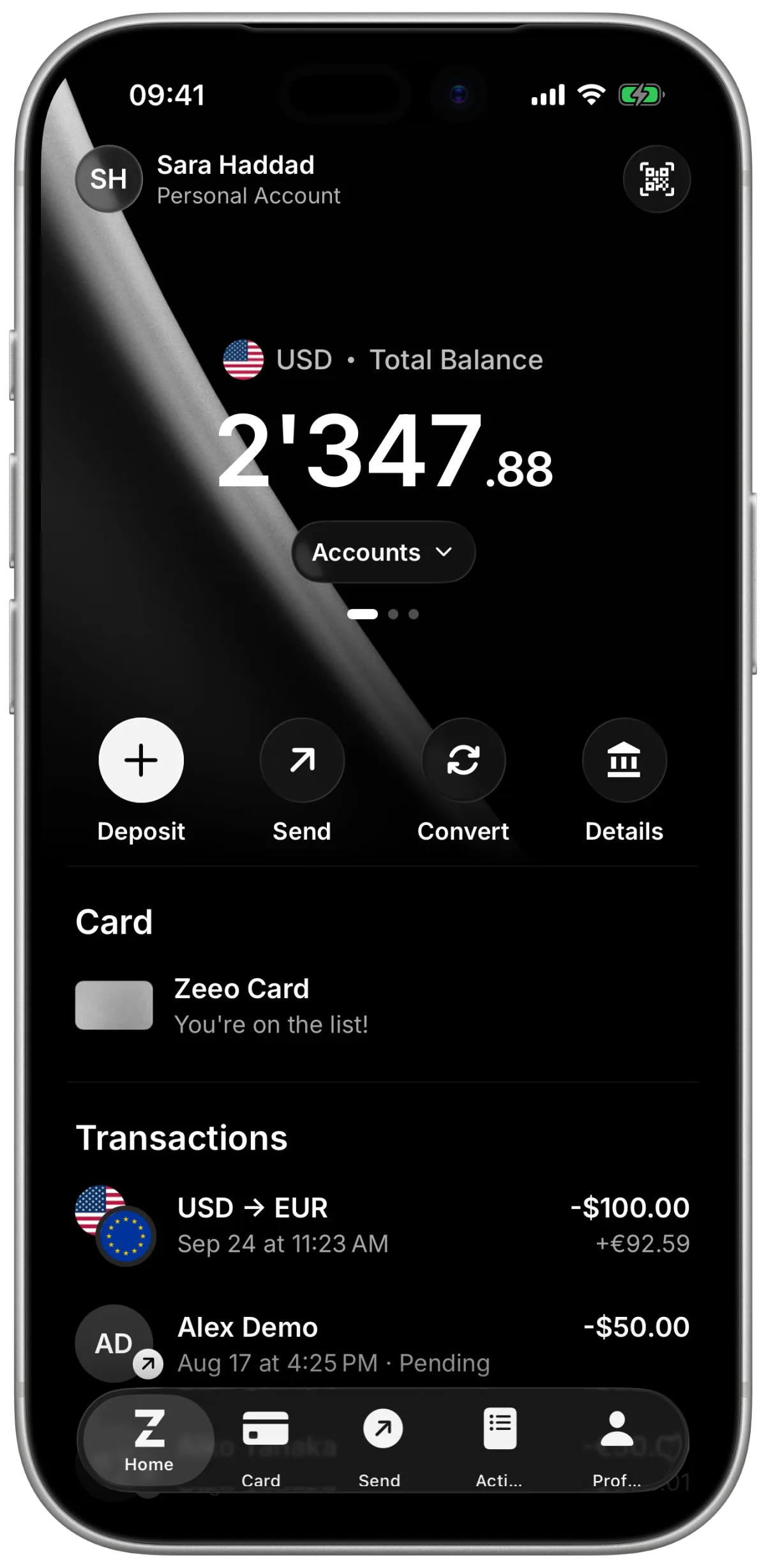 Schermata iniziale dell'app Zeeo con saldo totale e trasferimenti recenti